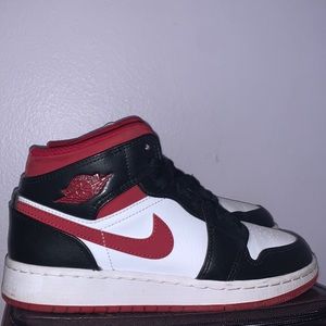 Air Jordan 1 Size 4Y
